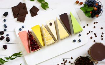 обоя еда, торты, торт, шоколад, ассорти, чизкейк, ягоды, десерт