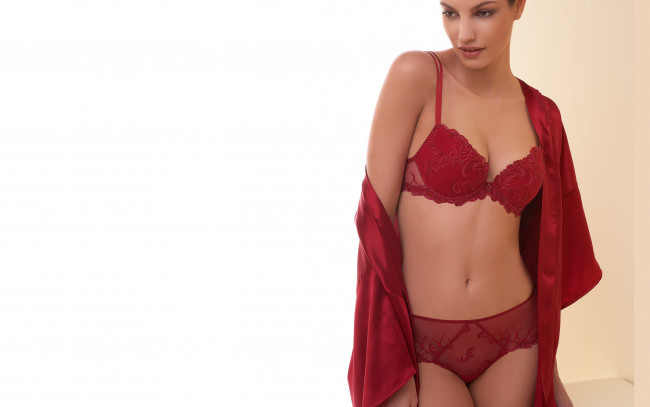 Обои картинки фото девушки, natalia andrade, халат, белье, модель, наталия, андраде