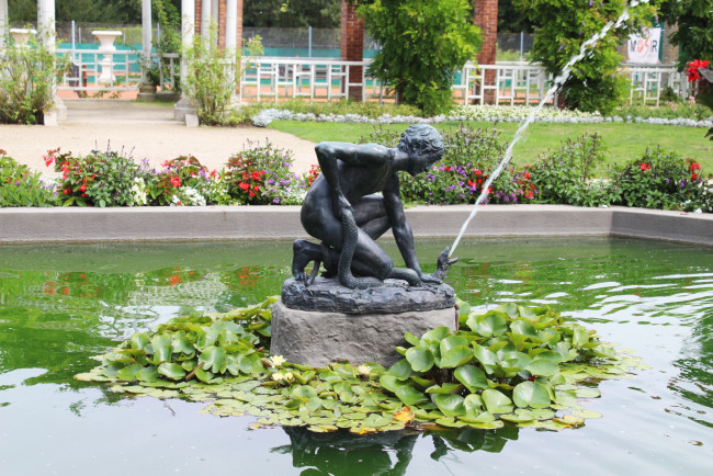 Обои картинки фото города, - фонтаны, клумбы, фонтан, водяные, лилии