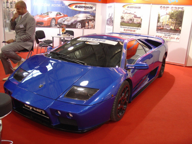 Обои картинки фото автомобили, выставки, уличные, фото