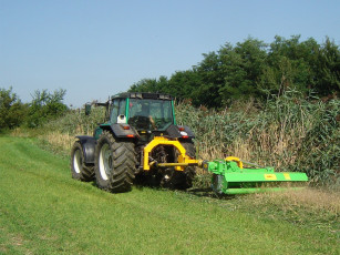 Картинка техника тракторы