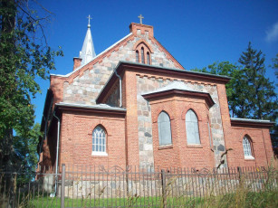 Картинка лютеранский храм балви латвия города католические соборы костелы аббатства