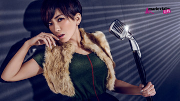 Картинка бренды marie claire микрофон