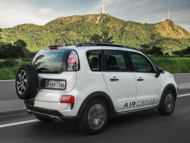 Обои картинки фото автомобили, citroen, светлый, 2010г, aircross, citroеn