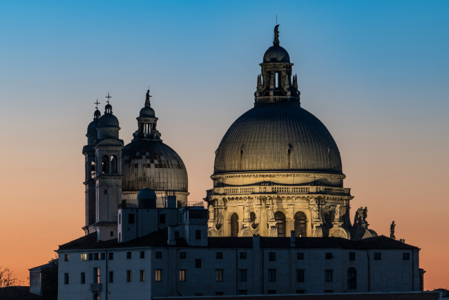 Обои картинки фото города, - католические соборы,  костелы,  аббатства, простор