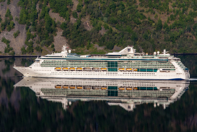 Обои картинки фото корабли, лайнеры, круиз, лайнер