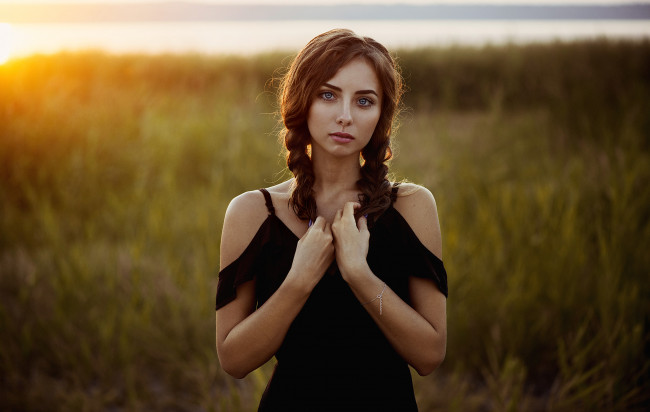 Обои картинки фото девушка, девушки, -unsort , брюнетки, темноволосые, модель