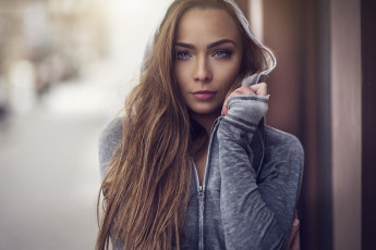 Картинка девушки -+лица +портреты девушка шатенка модель портрет лицо красотка взгляд макияж причёска флирт