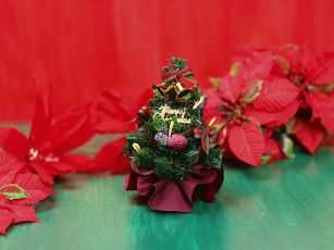 Картинка праздничные фигурки