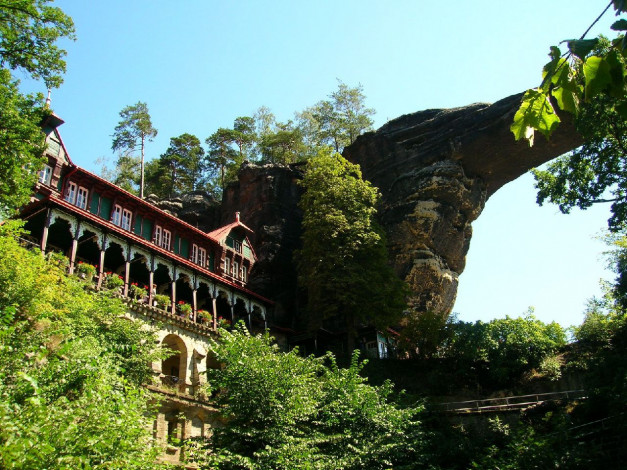 Обои картинки фото hrensko, czech, города, здания, дома