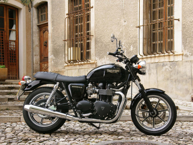 Обои картинки фото мотоциклы, triumph