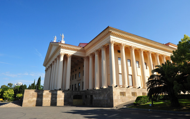 Обои картинки фото зимний, театр, сочи, города, здания, дома