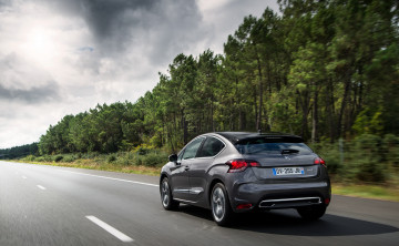 Картинка автомобили citroen ds 2015г 4