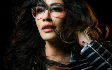 Картинка chitrangada+singh девушки chitrangada singh портрет лицо bollywood девушка красотка золото причёска актриса брюнетка индианка кино индия красное поза макияж