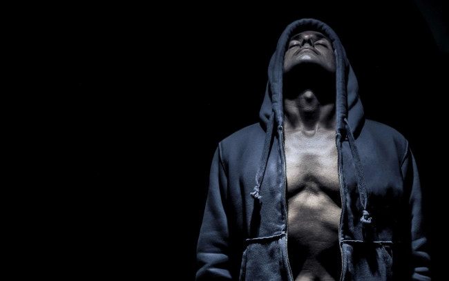 Обои картинки фото мужчины, -unsort, парень, торс, толстовка, капюшон