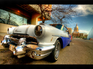 Картинка автомобили выставки уличные фото