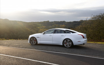 Картинка jaguar xj 2012 gets sport and speed packs автомобили