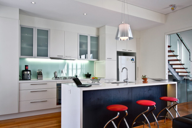 Обои картинки фото интерьер, кухня, стол, стулья