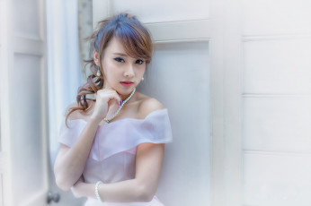 Картинка девушки -unsort+ азиатки взгляд жест лицо