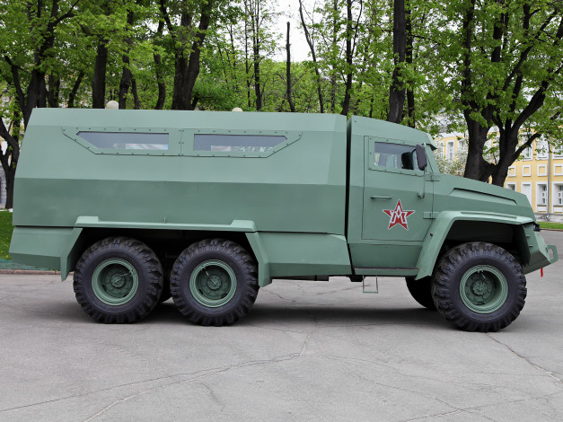 Обои картинки фото техника, военная техника, уамз, колун, 6х6, опытный, 2014г, зеленый