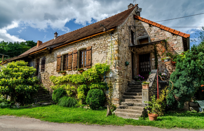 Обои картинки фото города, - здания,  дома, растительность, дом