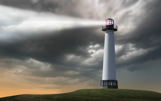 Обои картинки фото природа, маяки, маяк, холм, вечер, тучи, небо, закат, луч, прожектор