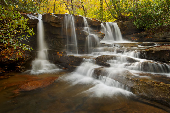 Обои картинки фото природа, водопады, лес, водопад, река