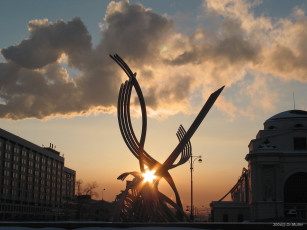 Картинка вечерняя звезда города памятники скульптуры арт объекты