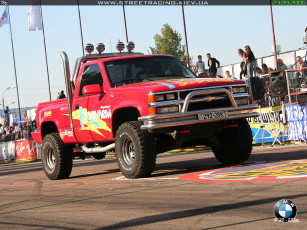 Картинка chevrolet автомобили выставки уличные фото