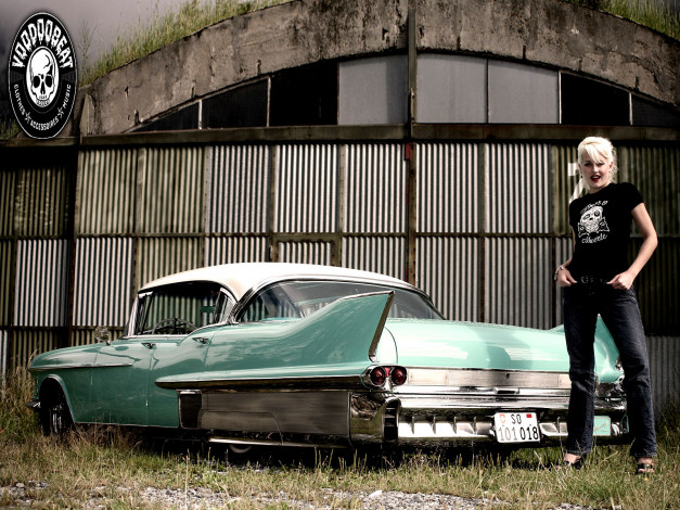 Обои картинки фото автомобили, авто, девушками