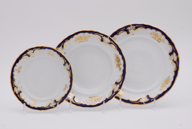 Обои картинки фото разное, посуда, столовые, приборы, кухонная, утварь, фарфор, сервиз, тарелки