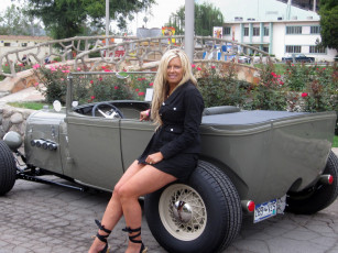 Картинка автомобили авто+с+девушками classic