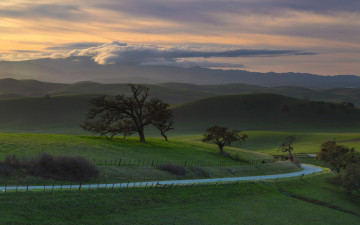 Картинка природа дороги пейзаж дорога облака небо поле