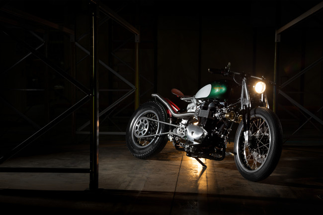 Обои картинки фото мотоциклы, triumph, bobber