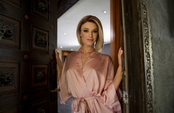 Картинка девушки emma+hix emma hix