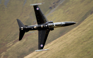 Картинка авиация боевые+самолёты штурмовик черный небо фигура пилотажа