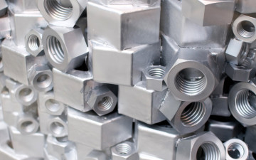 Картинка разное строительные+инструменты +запчасти +механизмы детали гайки болты композиция