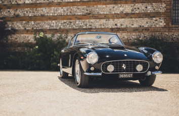 Картинка автомобили ferrari