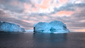 обоя природа, айсберги и ледники, море, север, льды, айсберги, тучи