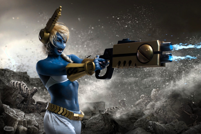 Обои картинки фото девушки, анна шаховская, образ, косплей, наряд, костюм, оружие, камни