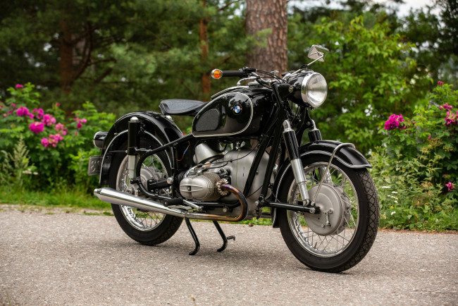 Обои картинки фото мотоциклы, bmw