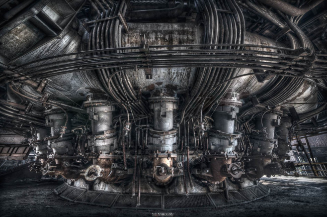 Обои картинки фото разное, строительные, инструменты, запчасти, механизмы, завод, трубы