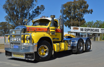 Картинка mack автомобили сша тяжелые грузовики trucks inc