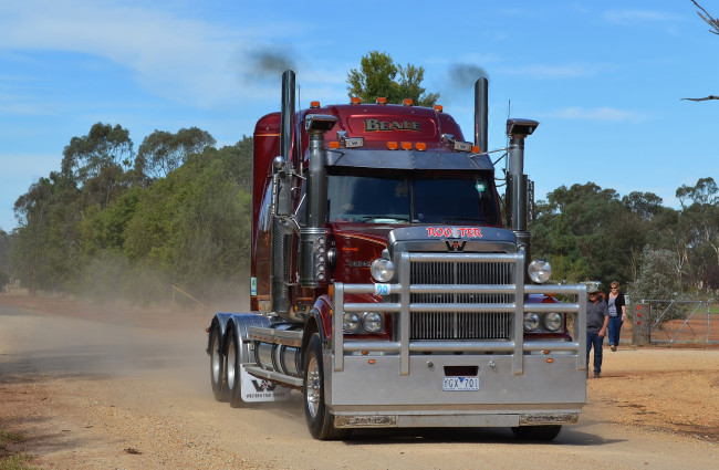 Обои картинки фото western star, автомобили, сша, тяжелые, western, star, trucks, запчасти, грузовики