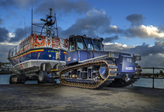 Картинка техника тракторы+на+гусенецах буксировка