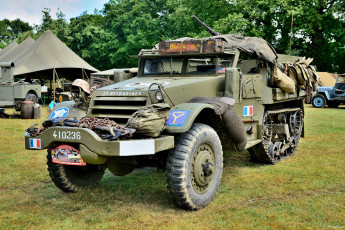 Картинка техника военная+техника бронемашина