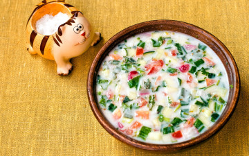 Картинка еда первые+блюда окрошка солонка