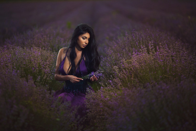 Обои картинки фото девушки, -unsort , брюнетки,  шатенки, девушка, фон, взгляд