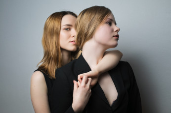 Картинка девушка девушки -unsort+ группа+девушек модель madden suvi julianna