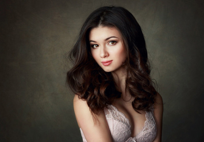 Обои картинки фото девушка, девушки, -unsort , брюнетки, темноволосые, модель